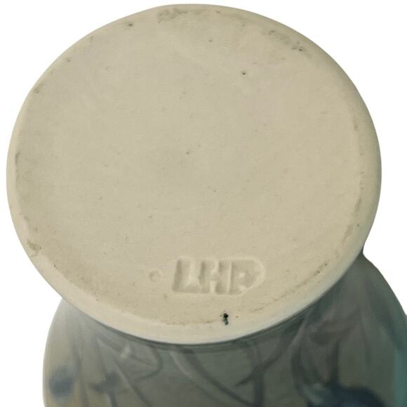 Linden Hills Pottery Pottery Mug Blue Irises Floral Tall 12 ou - Picture 4 of 6